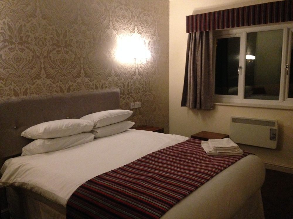 Strawberry Bank Hotel, Nec Meriden  Dış mekan fotoğraf
