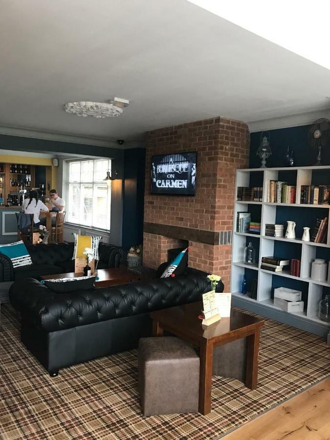 Strawberry Bank Hotel, Nec Meriden  Dış mekan fotoğraf